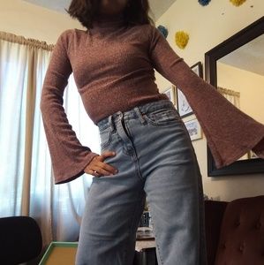 Pink tight turtleneck, loose sleeves